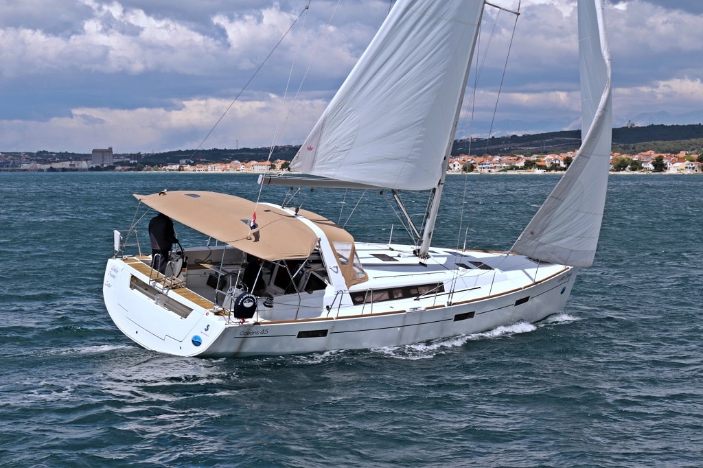 yacht oceanis 45