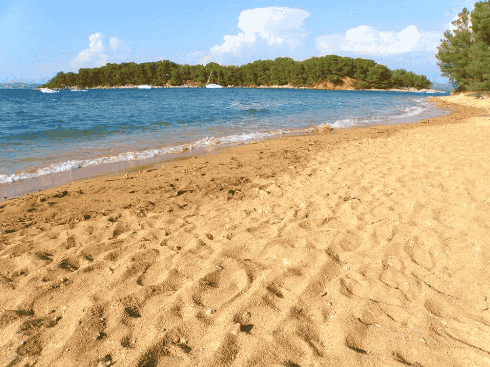 Vrgada beach