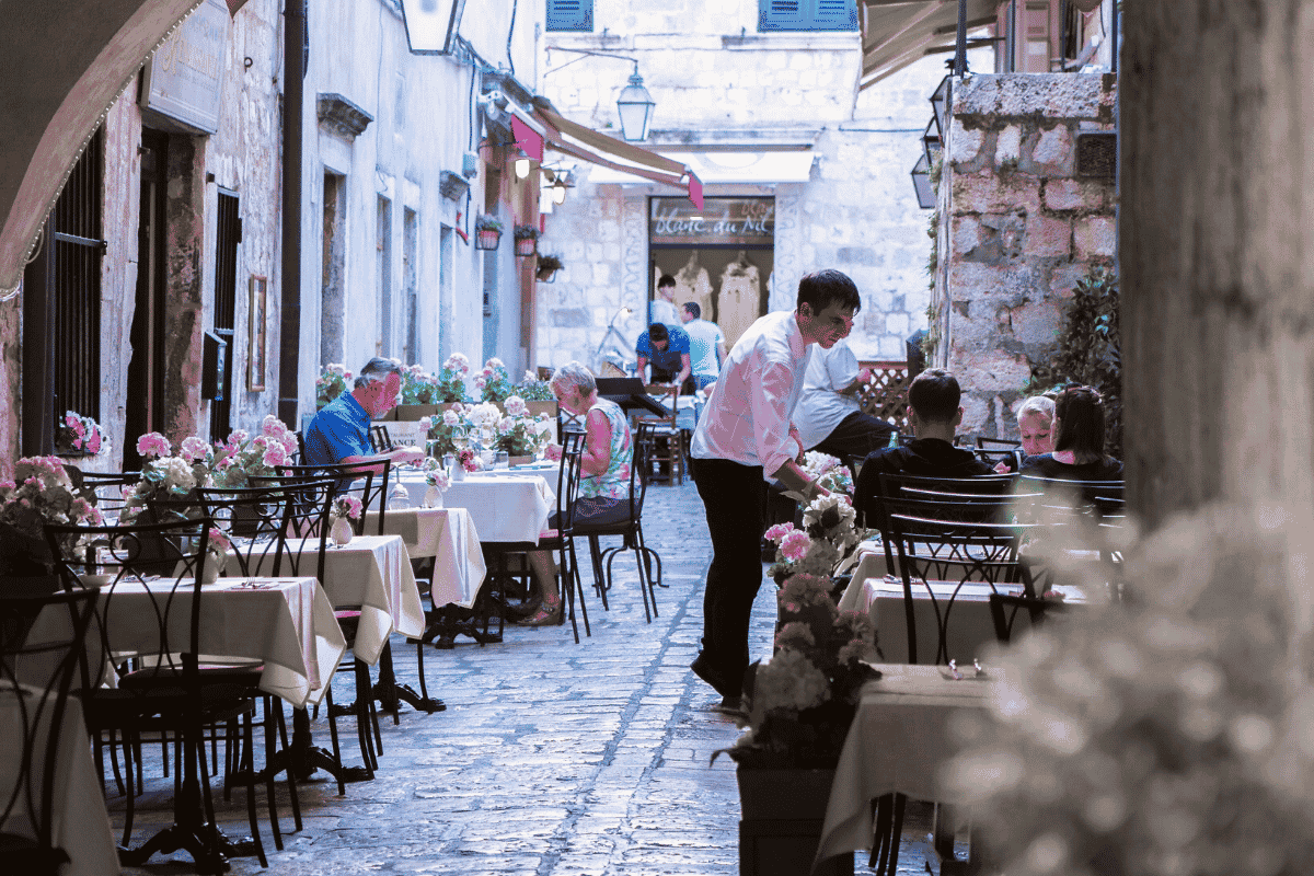 Dubrovnik Old Town Restaurant Food Mediterranean Dalmatian Cousine Healthy Explore